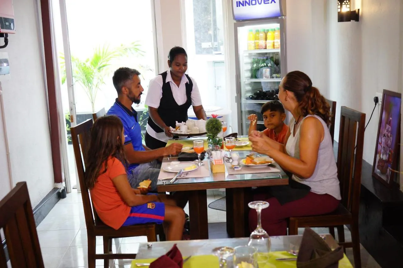 Diva Villa Airport Transit Hotel Katunayake Sri Lanka