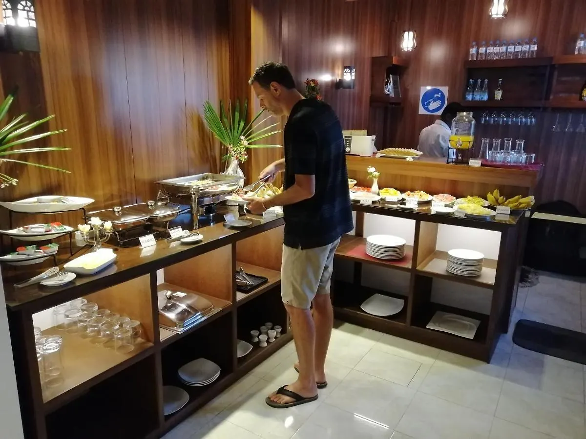 Diva Villa Airport Transit Hotel Катунаяка Шри-Ланка